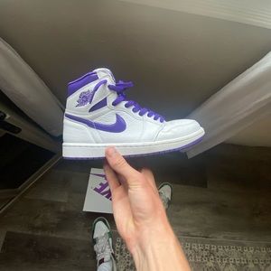 Air jordan 1 high retro court purple